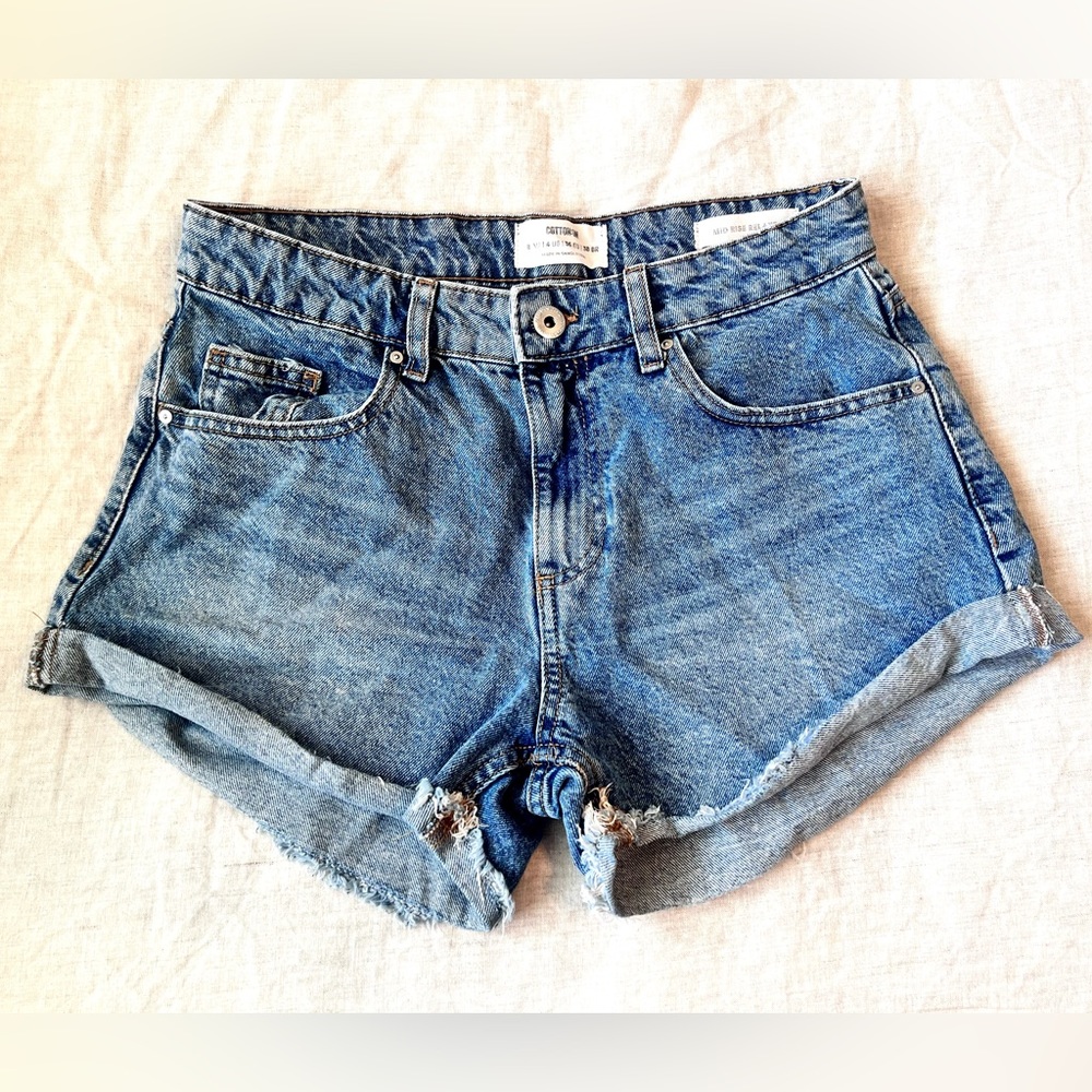 ❁∙Mid Rise Frayed Hem Denim Shorts∙❁